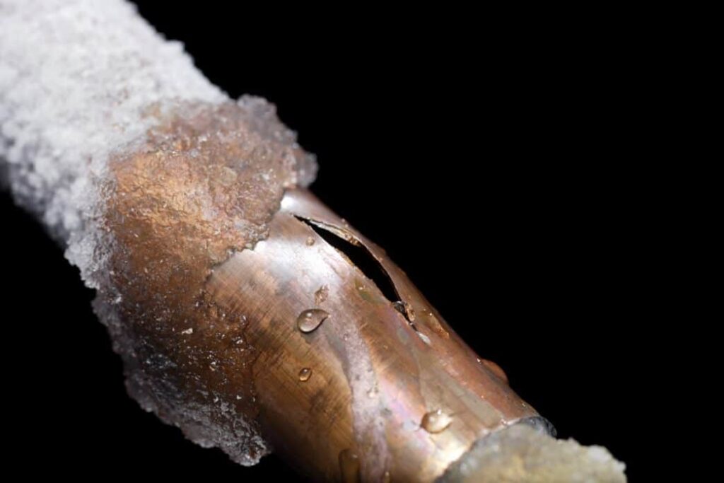winter-plumbing-frozen-pipe